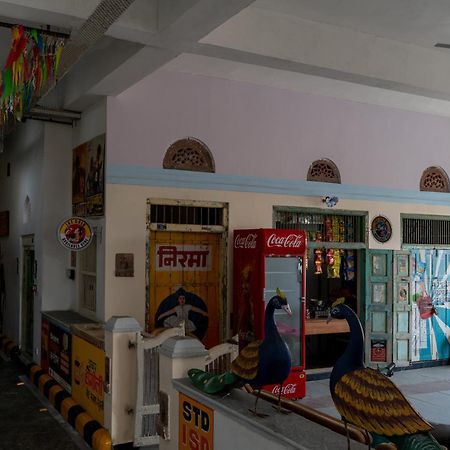 Kol Pol Mohalla Boutique Stay Удайпур Экстерьер фото